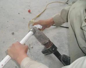 措勤漏水维修电话